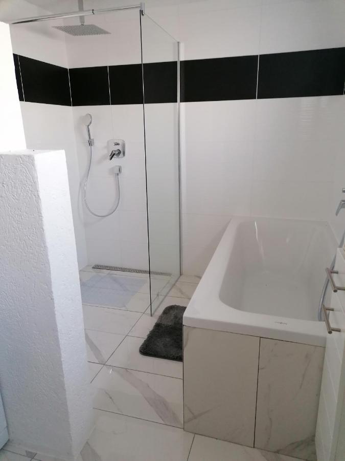 Schoene Einliegerwohnung In Hechingen Exteriér fotografie