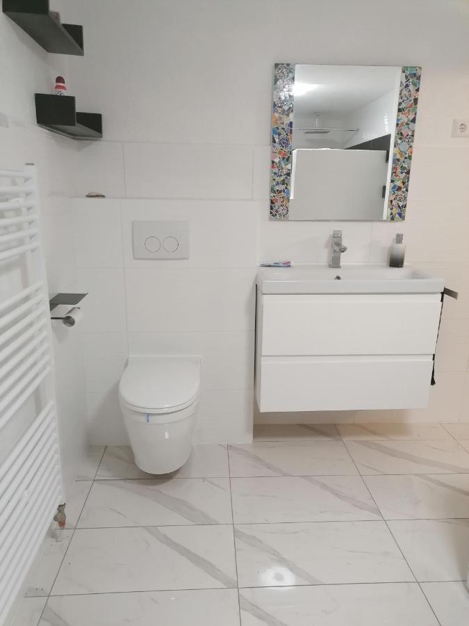 Schoene Einliegerwohnung In Hechingen Exteriér fotografie